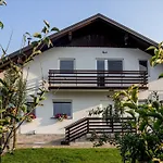 Two Bedroom Apartma Recica ob Savinji