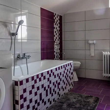 Two Bedroom Appartement *